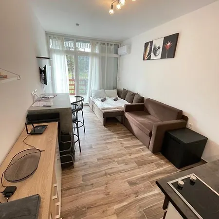 Violett Apartament