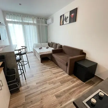 Violett Apartment Balatonbereny